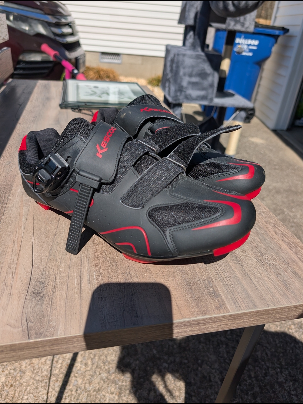 KEDGOR Black and Red Cycling Shoes